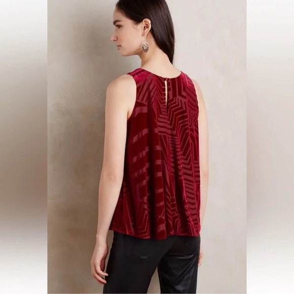 SUNDAY IN BROOKLYN‎ by ANTHROPOLOGIE Labyrinth Print Sleeveless Top in Red Wine - Picture 2 of 7